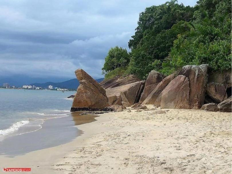 Apto Lindo 2 Dor Piscina Ar Internet 103 A Caraguatatuba Exteriér fotografie